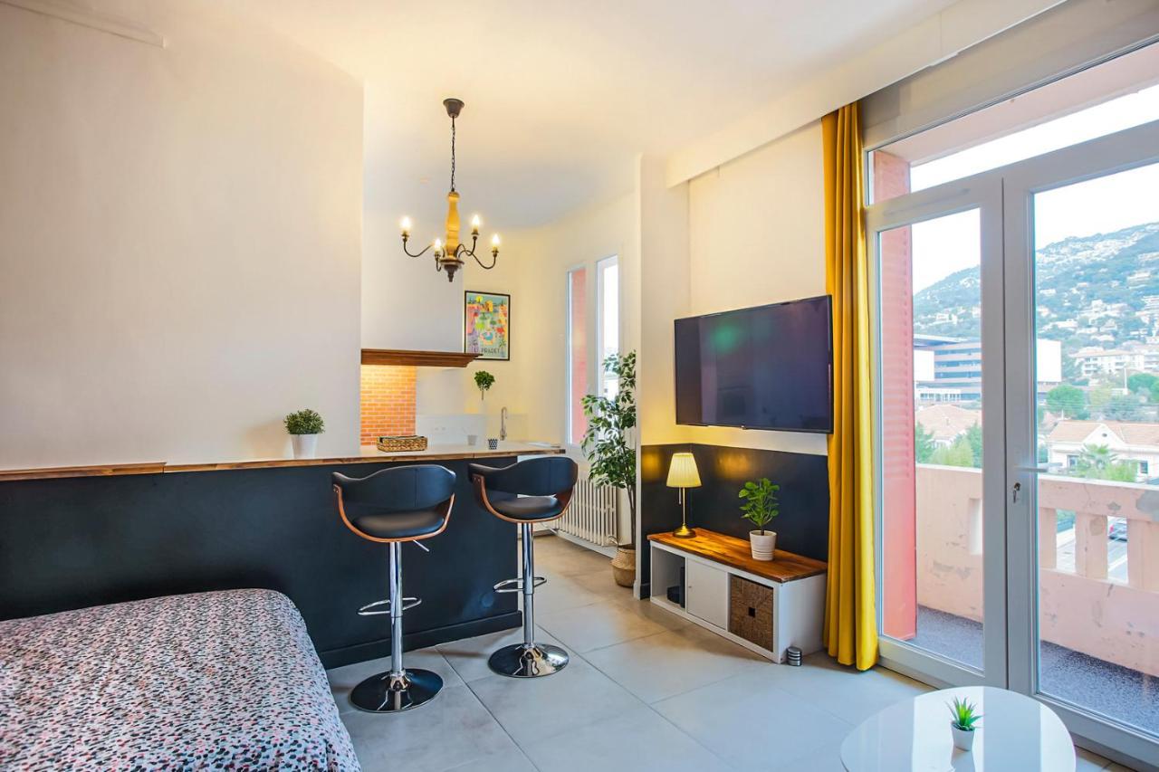 #3 Toulon Centre, Balcon, Lumineux, Stationnement Facile, Tout Confort Bagian luar foto